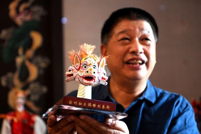 央视曝光摩托车牌藏秘密