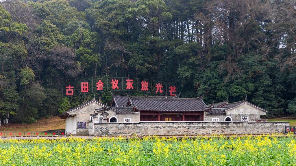 中方谈乌克兰危机:谴责针对无辜平民的袭击,呼吁相关方保持冷静克制